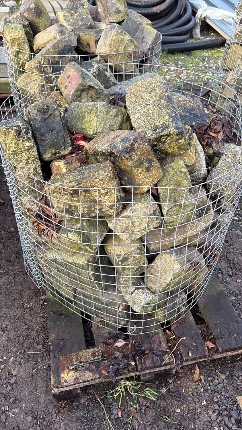 Garden Rocks Boulders Medium Size (Pallet of 72)