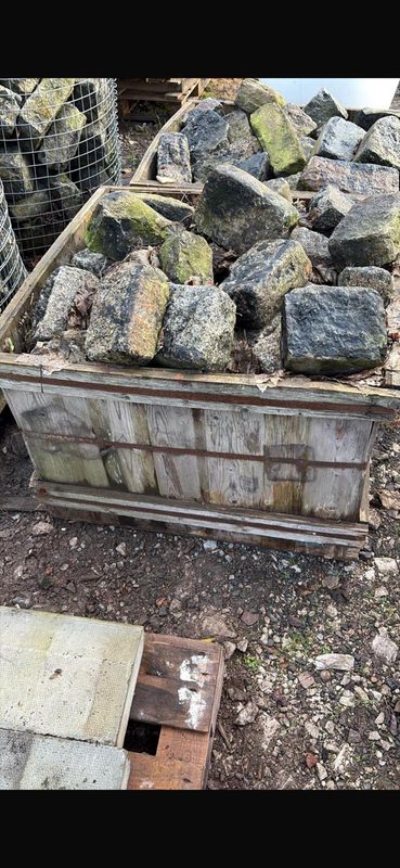 Granite Sett Liverpool Docks Medium Size (Pallet of 58)