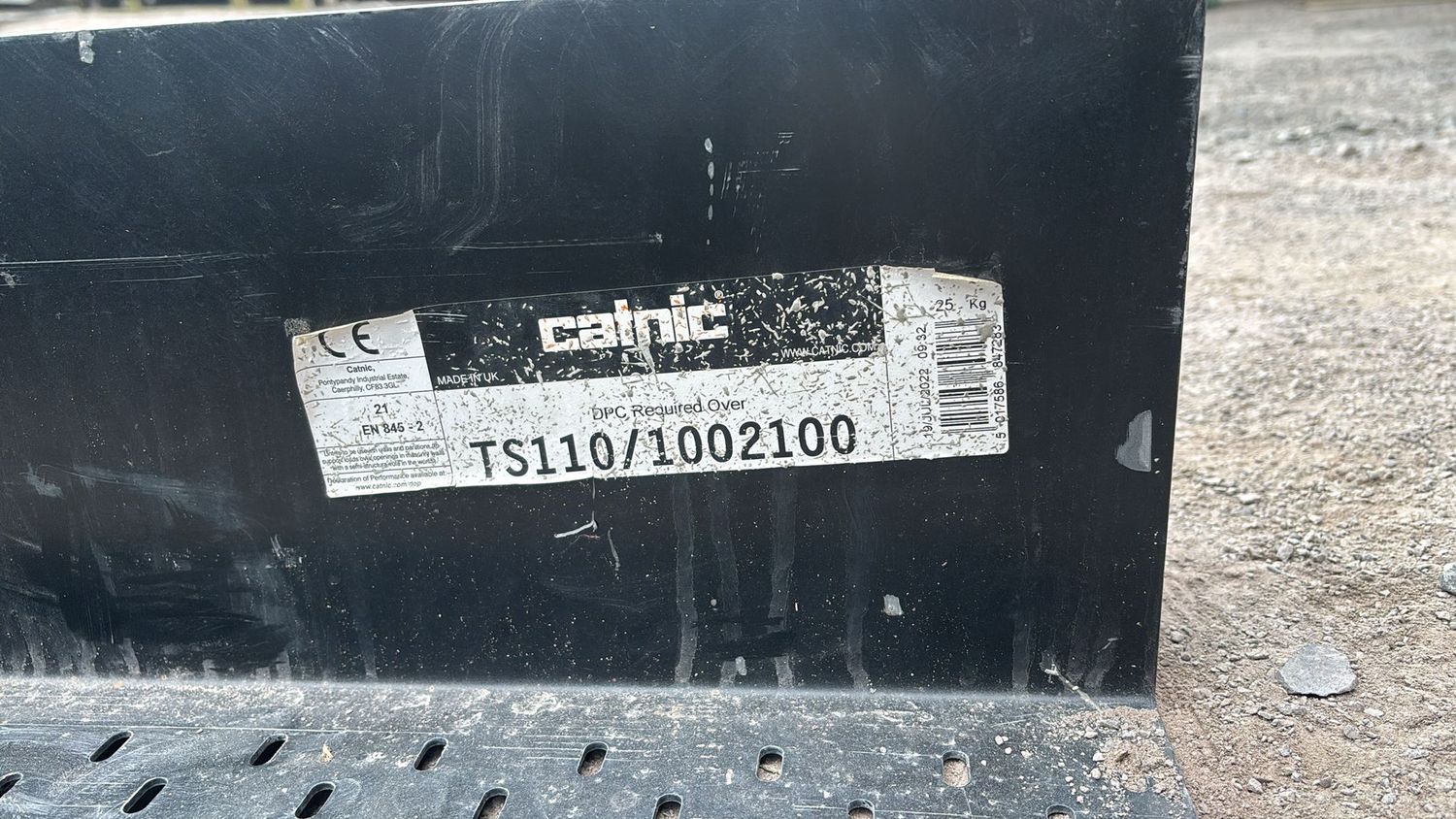 TS110/100/ 2100mm Lintel