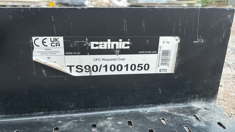 TS90/100/1050mm Lintel