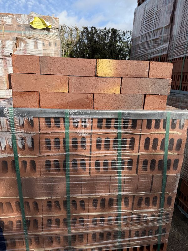Ibstock Mercia Antique Wirecut Facing Bricks (Pack of 552) A0368A