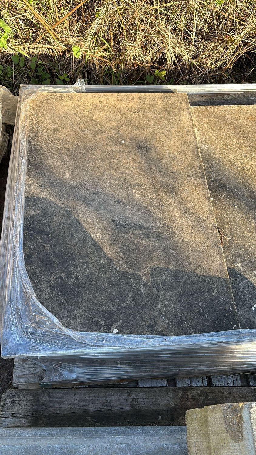 Stone Slabs (840x560) per sqm