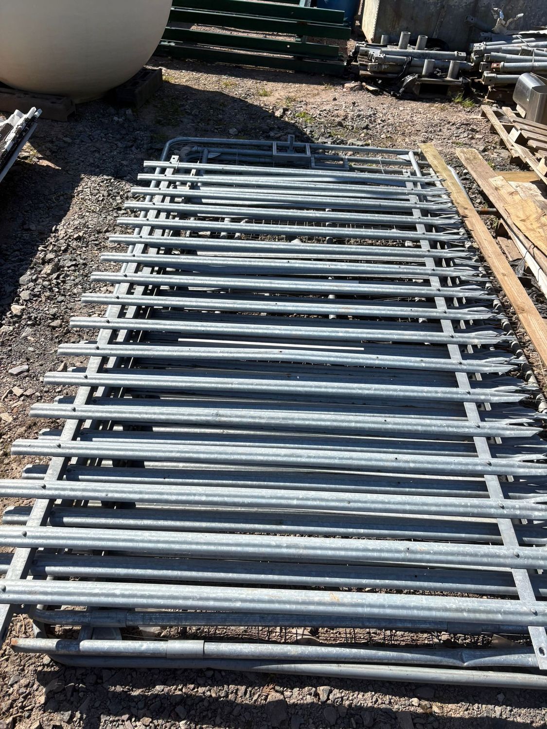 Palisade Panels (2.7m x 1.7m)