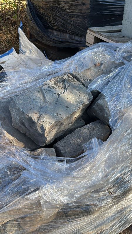 Granite Sett Liverpool Docks Medium Size (Pallet of 30)