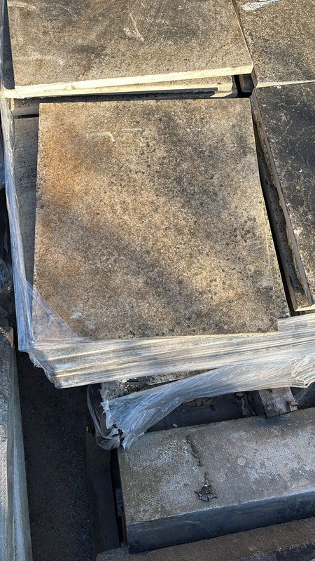 Stone Slabs (560x490) Per sqm