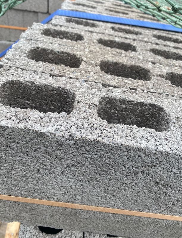 Besblock Star Performer Blocks 7.3N 440 x 215 x 100mm (pack of 90)