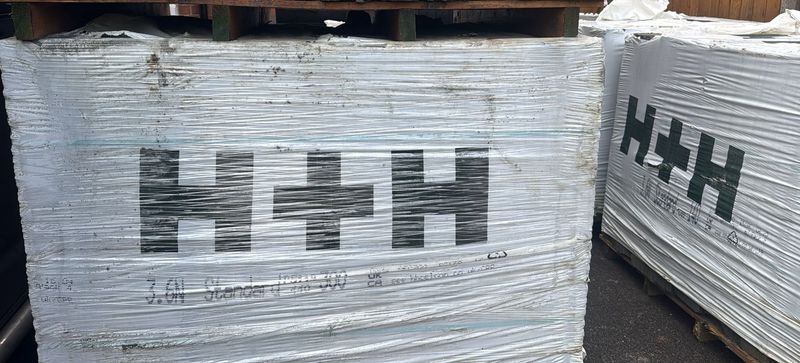 H+H Celcon Standard Foundation Blocks 440 x 300mm (Pack of 50)