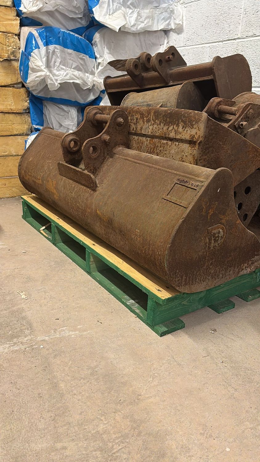 Digger Bucket ( 42.5mm x 35mm)