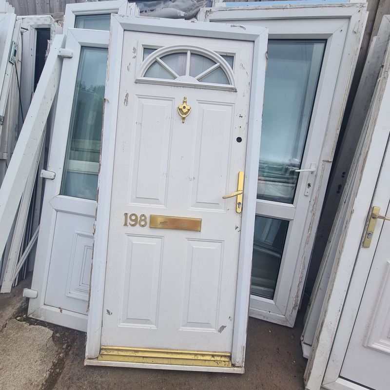 Composite Door (910 x 2000mm)