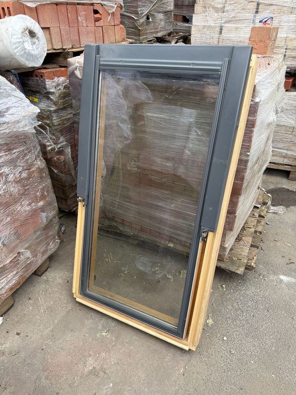 Velux Window (66 x 108)