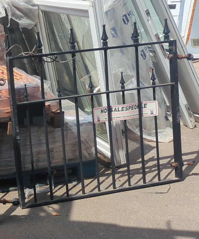 Black Cast iron pedestrian Gate (1280 x 1200)