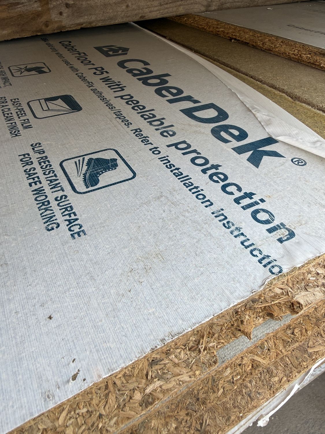 22mm CaberDek Tongue &amp; Groove Chipboard Flooring 2400 x 600mm Reclaimed