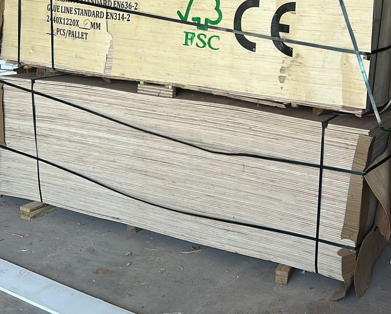 White Hardwood Plywood 9mm Class 2 2440 x 1220 EN314-2 EN636-2