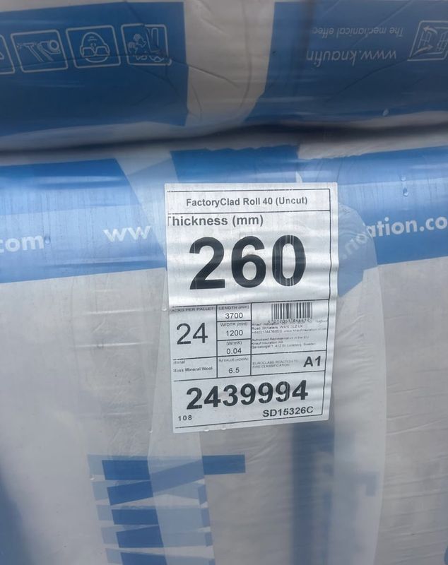 260mm Knauf FactoryClad Roll 40 (Uncut) - 4.44m2 per roll