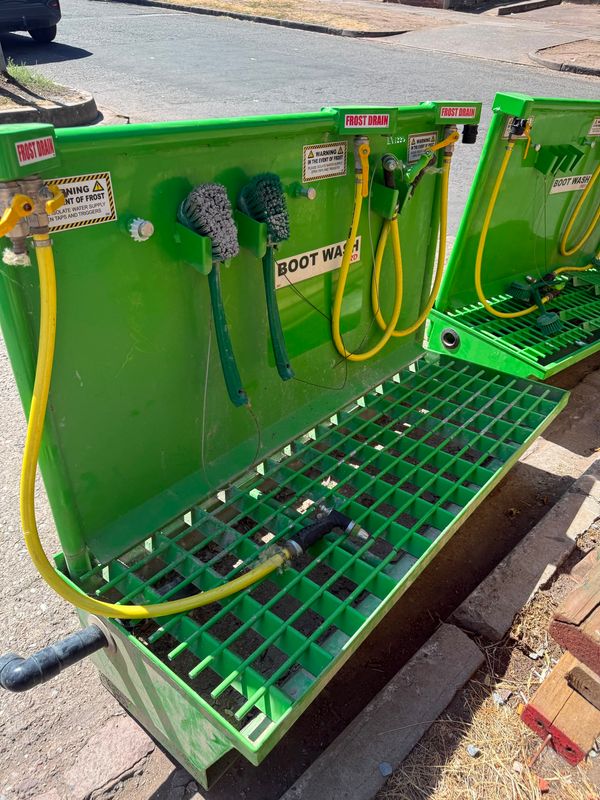 3-Brush Industrial Boot Wash Station Cleaning Unit