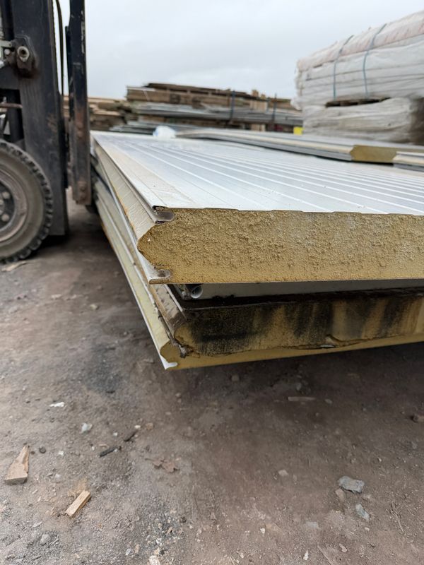 Insulated Panels 1000 x 5200 x 100mm