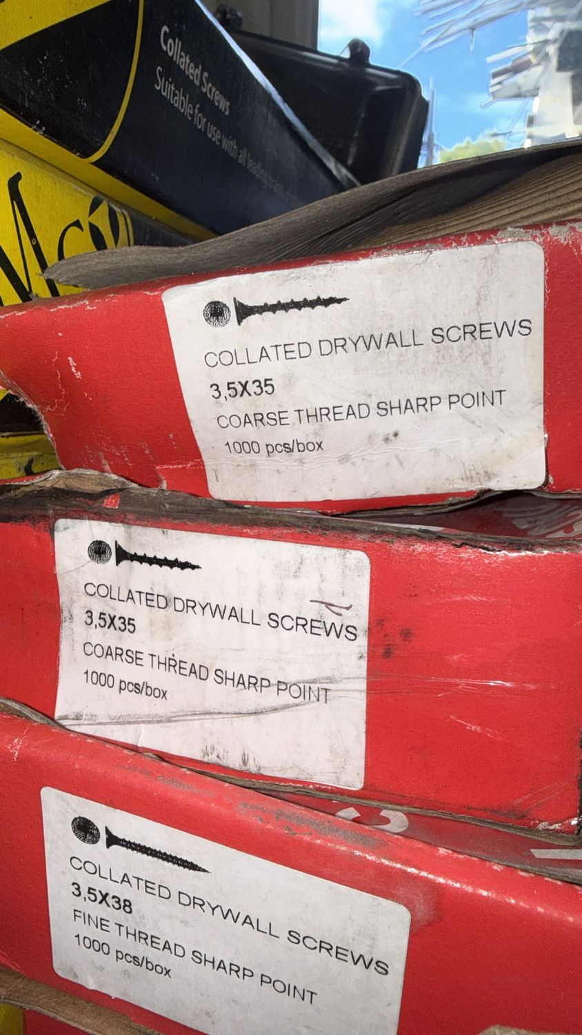 Collated Drywall Screws 3.5 x 35 Coarse thread sharp point