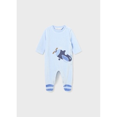 J10614MAY / 2753-047 SLEEPER BABY BLUE VELOUR AIRPLANE APPLIQUE SIDECLOSURE