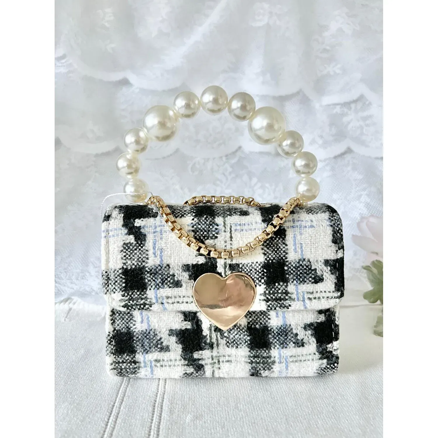 PURSE BLACK & CREAM PLAID GOLD HEART PEARL HANDLE GOLD CHAIN / PS-321116