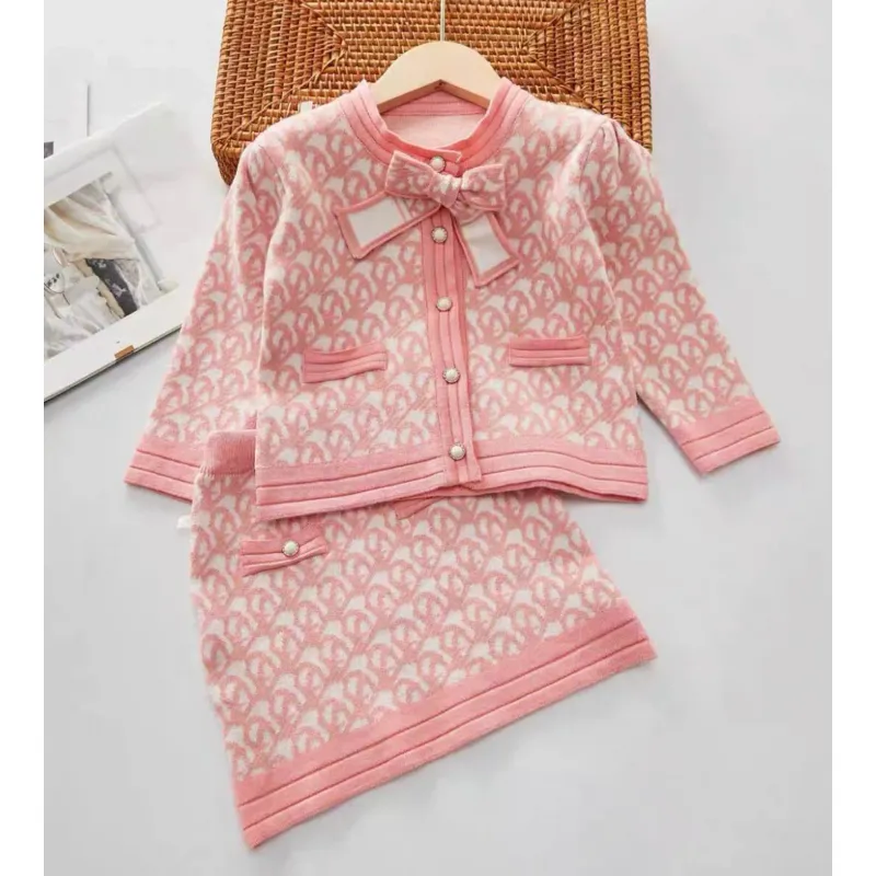 2PC KNIT SKIRT SET PINK & WHITE PATTERN PEARL BUTTONS CARDIGAN / 323-4030