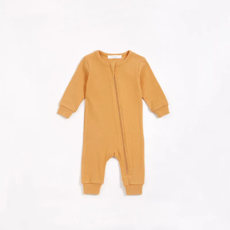 ROMPER LIGHT ORANGE FRONT CLOSURE RIBBED / 22SRG12048