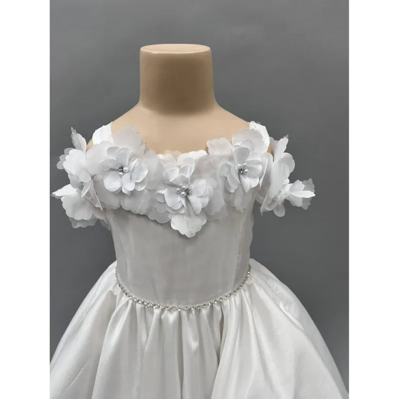 DRESS WHITE FLOWER & RHINESTONE TRIM / R650A