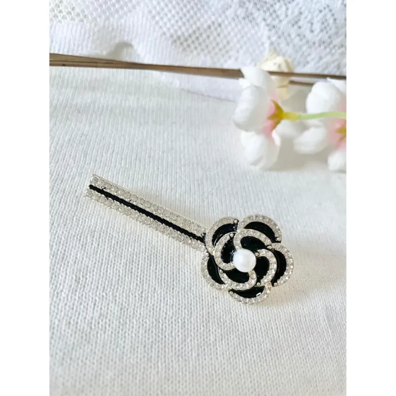 HAIRCLIP BLACK & RHINESTONE PEONY TRIM / 107HC041