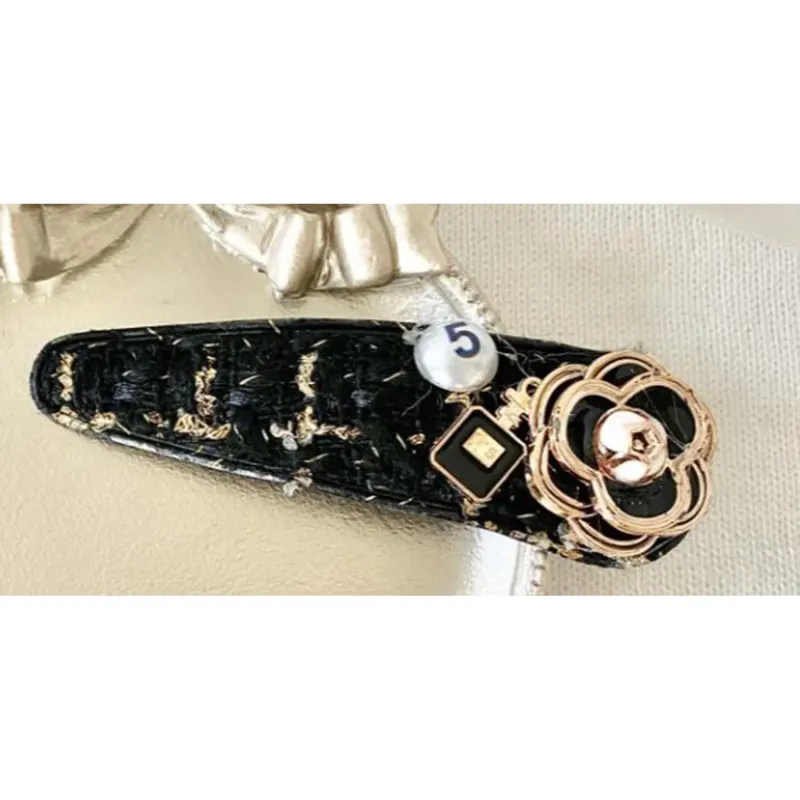 HAIR CLIP BLACK TWEED PEONY FLOWER GOLD TRIM / 107HC034