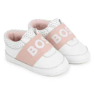 Hugo Boss Girls J50886 10P Baby Shoe White Pink Boss Logo