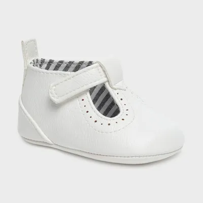 SHOE WHITE FAUX LEATHER / 9392