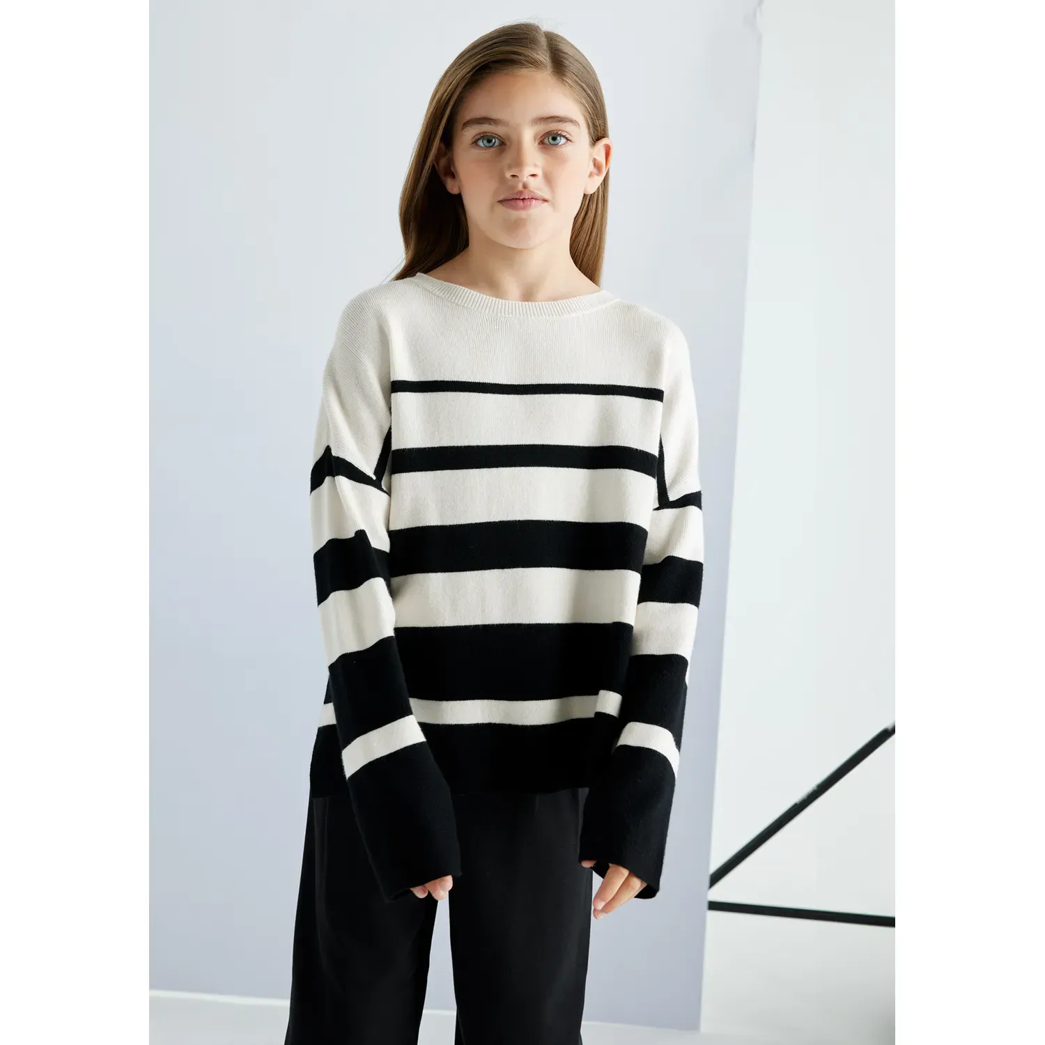 BLACK & CREAM STRIPED SWEATER LONG SLEEVE / 7311-028