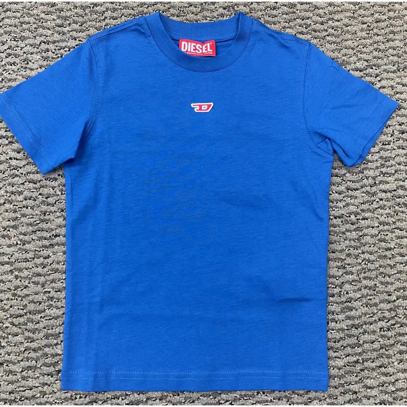 BLUE TSHIRT SHORT SLEEVE RED D LOGO / J02237-0GRAI-K823