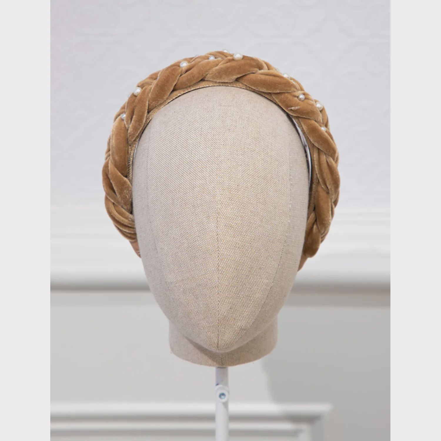 HEADBAND BROWN BRAIDED PEARL TRIM / 5926