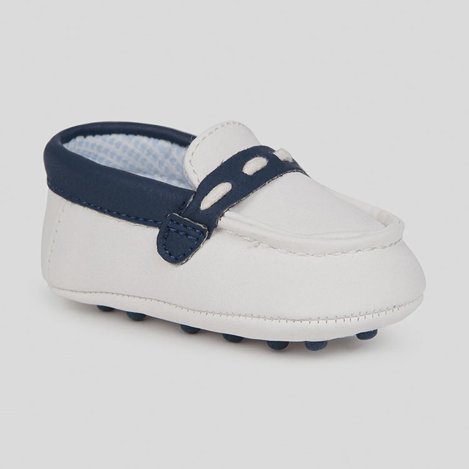 SHOE SLIP ON MOCCASINS WHITE NAVY TRIM / 9394