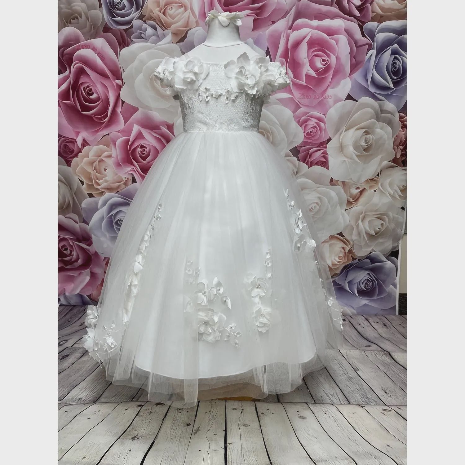 DRESS OFF WHITE HIGH LOW FLOWER EMBROIDERED TULLE & APPLIQUE PEARL / D9012007