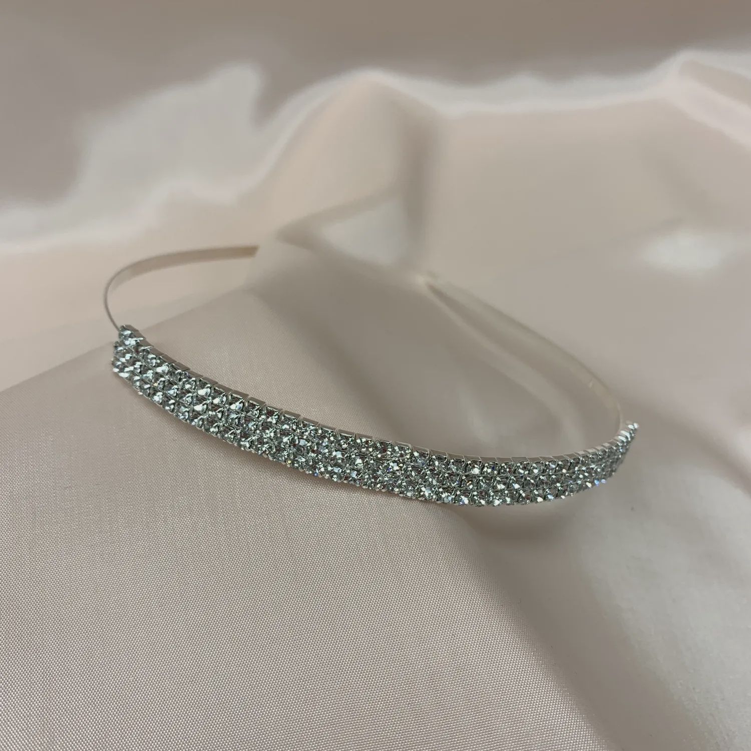 HEADBAND SOLID BAND SMALL RHINESTONES