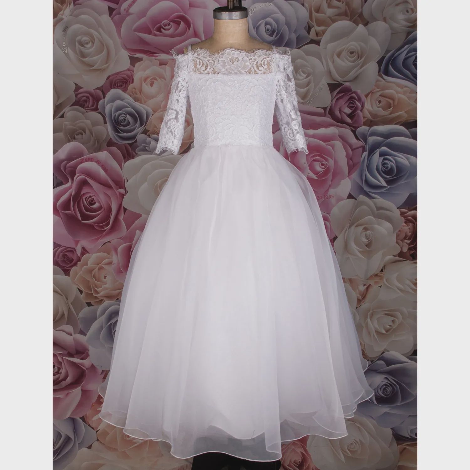 GOWN 1881H LACE BOD SLV TULLE