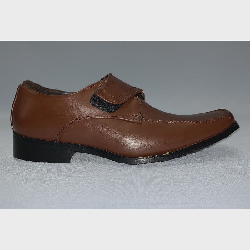 SHOE BROWN VELCRO CLOSURE PIN HOLES FRONT PATTERN / LM15