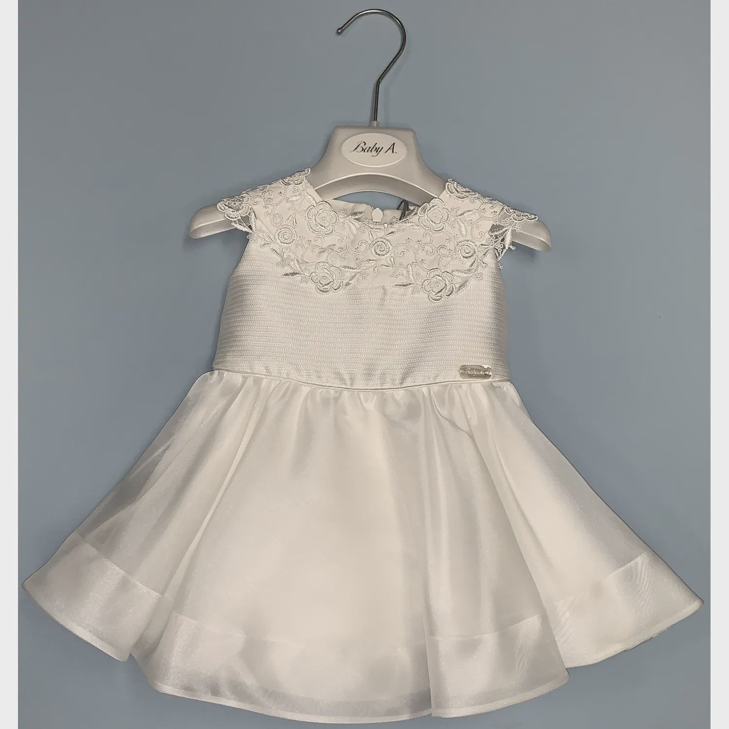 DRESS CREAM LACE COLLAR ORGANZA SKIRT / E2408