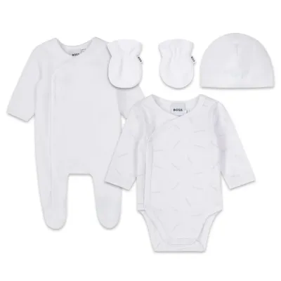 4 PC SLEEPER WHITE VELOUR SLEEPER & HAT & ONZIE & MITTENS / J98381