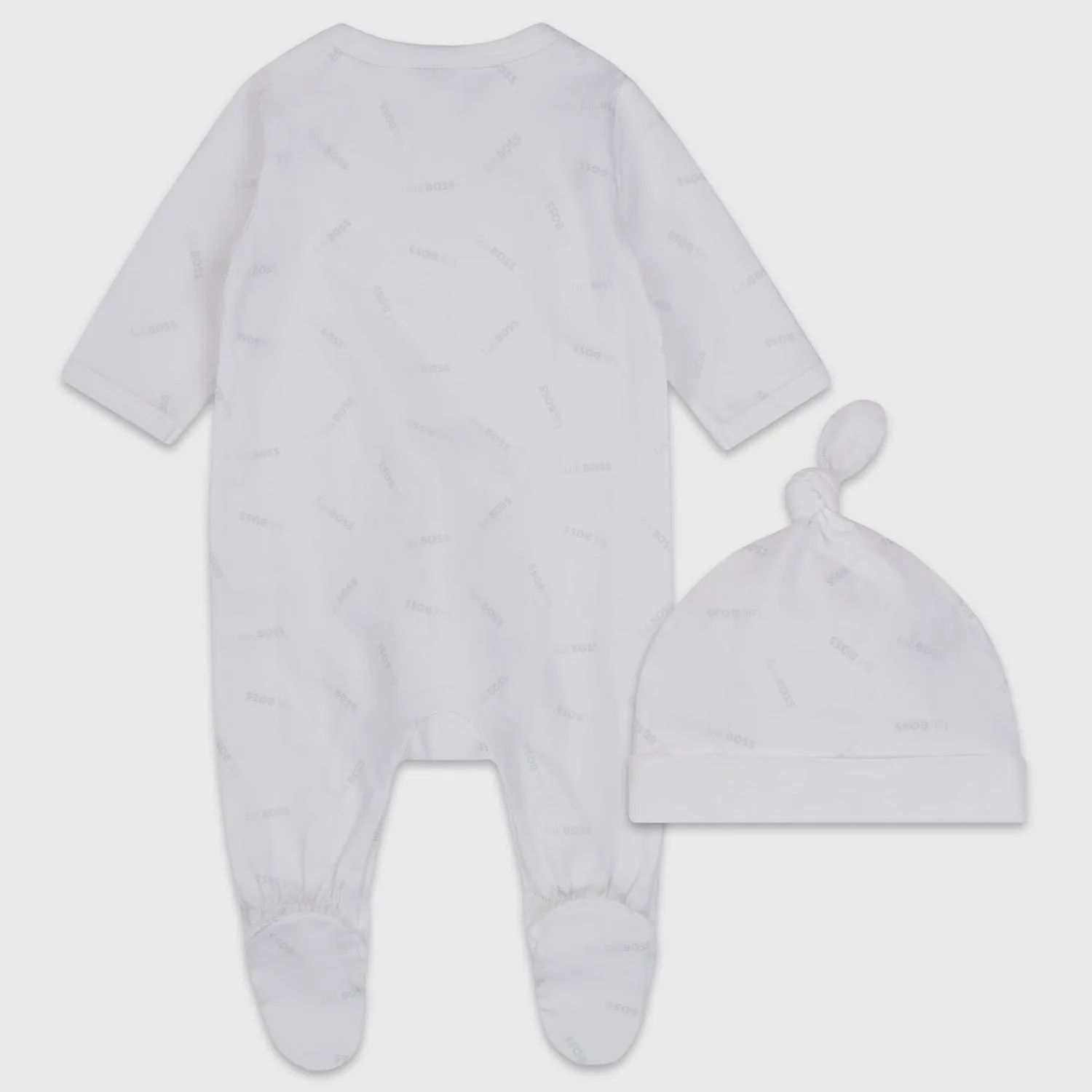 2 PC SLEEPER & HAT GIFT SET WHITE BLACK ALLOVER BOSS PRINT / J98379
