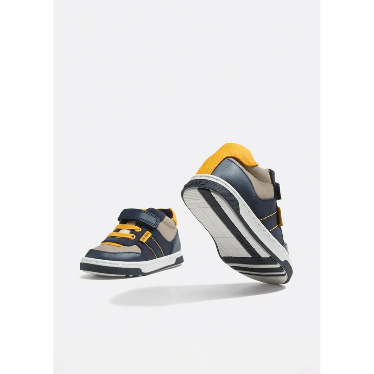 SHOE NAVY & YELLOW & TANK IMITATION LACES / 42360