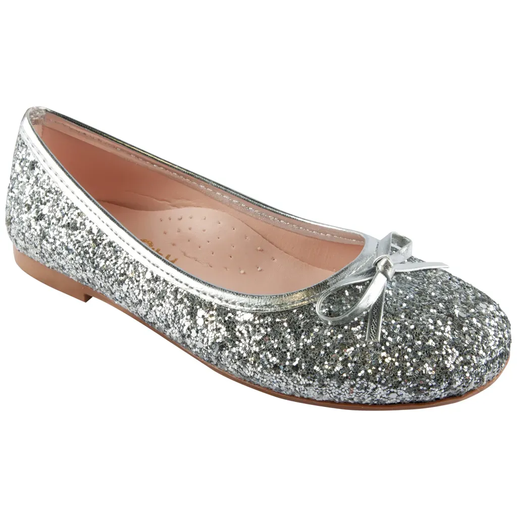 SHOE SILVER SPARKLE BOW TRIM SLIP O / 9071