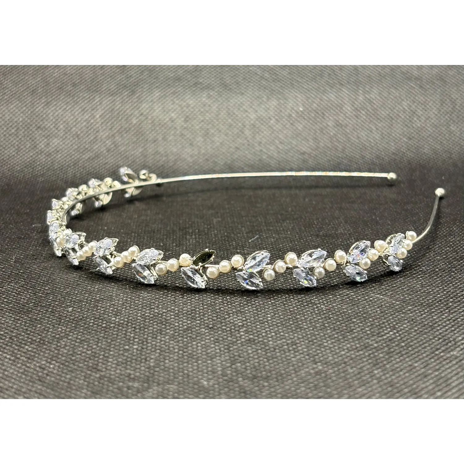 HAIRBAND PEARL & RHINESTONE SINGLE