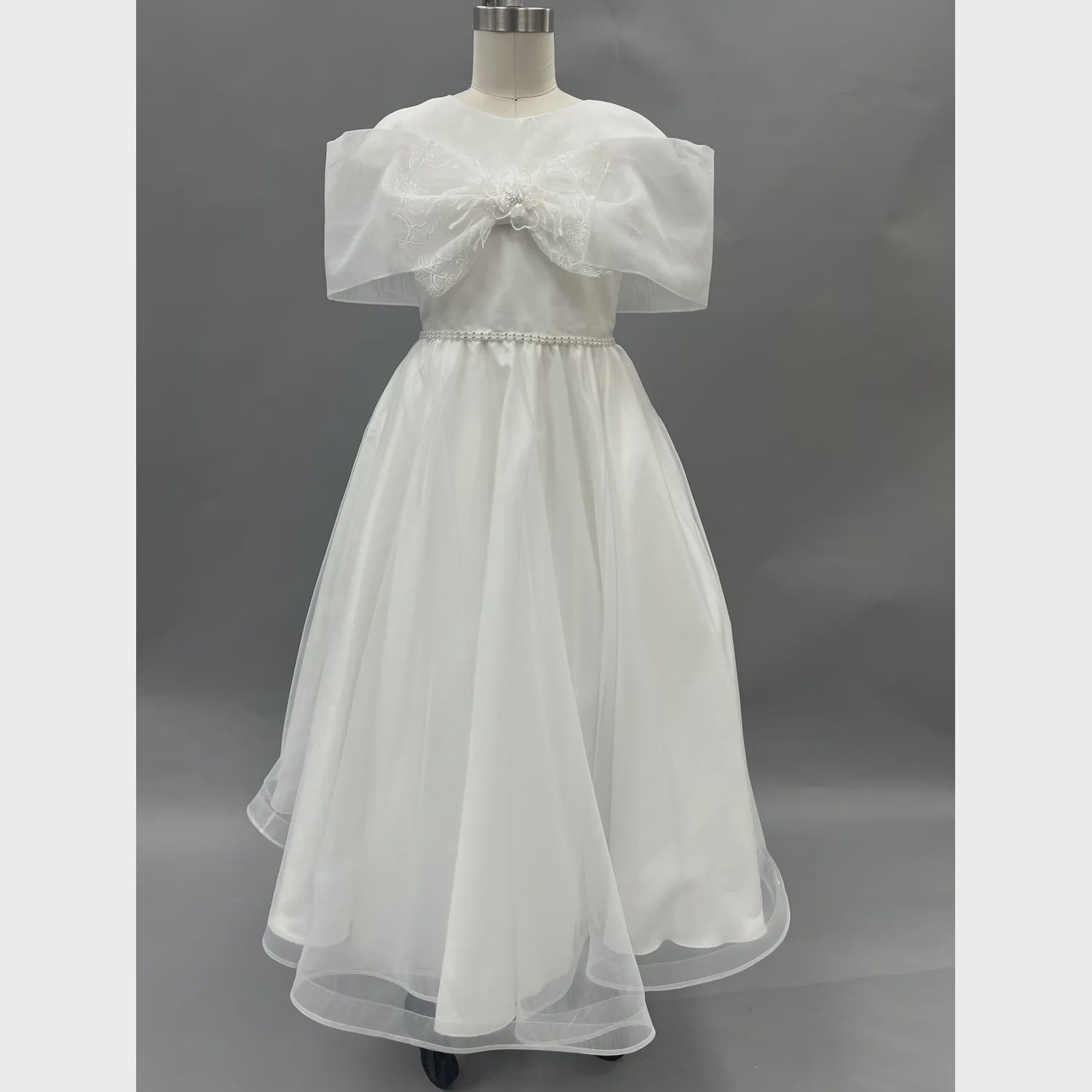 DRESS WHITE ORGANZA CAPELIKE SLEEVE BEADED WAIST LACE BOW / AE01