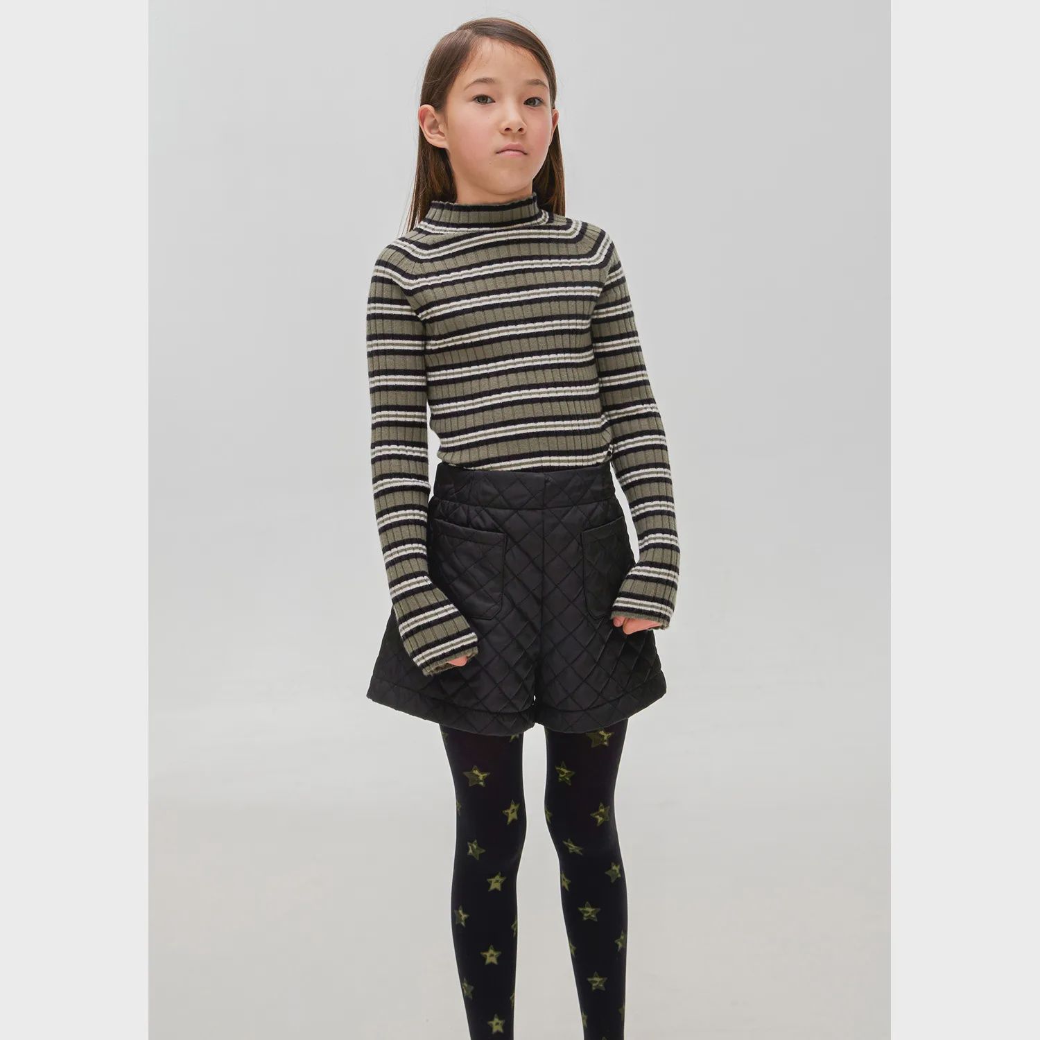MOCKNECK TOP GREEN WHITE & BLACK KNIT RIBBED / 7040-043