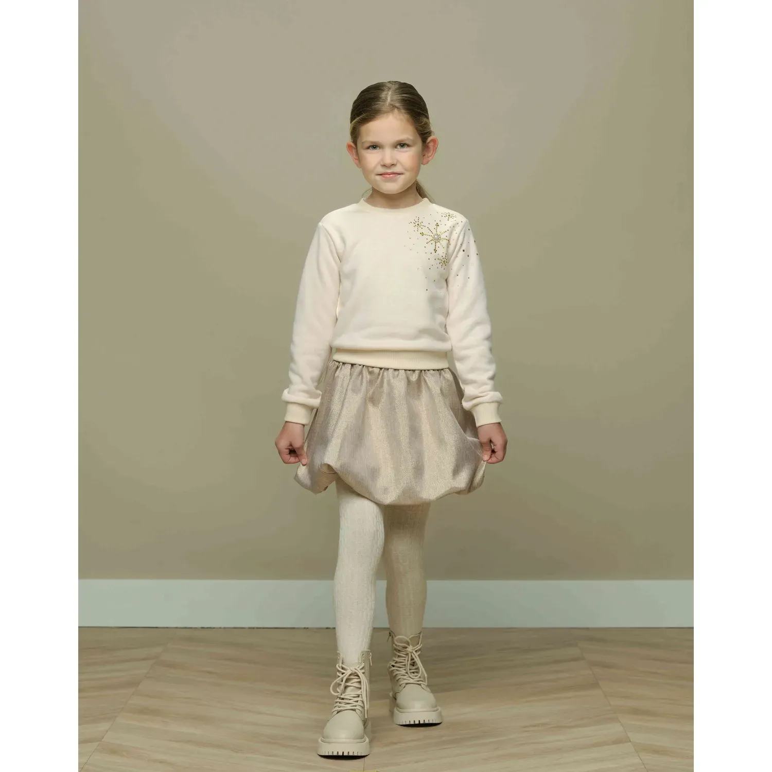 SWEATER PEARLED IVORY GOLD SNOWFLAKES APPLIQUE / C308-5309-008