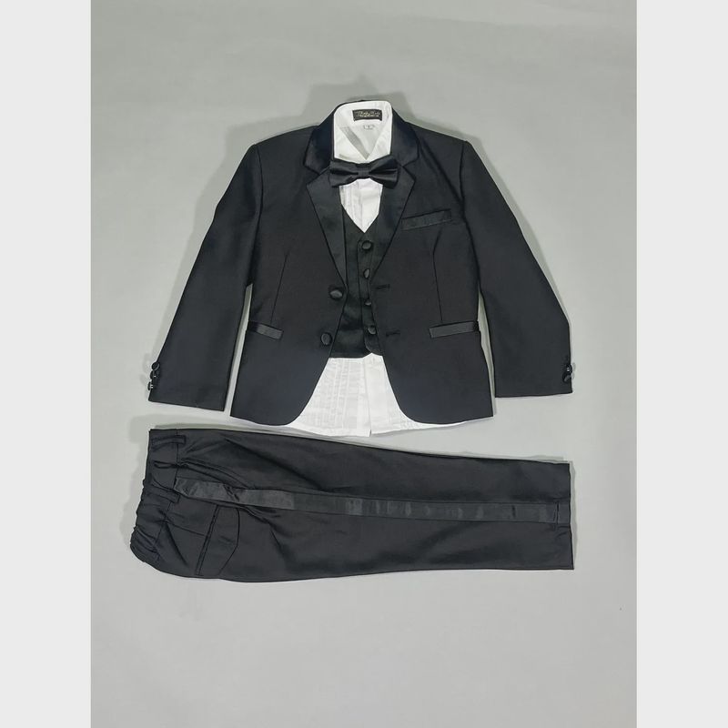 5C TUXEDO BLACK SATIN LAPEL / 8192