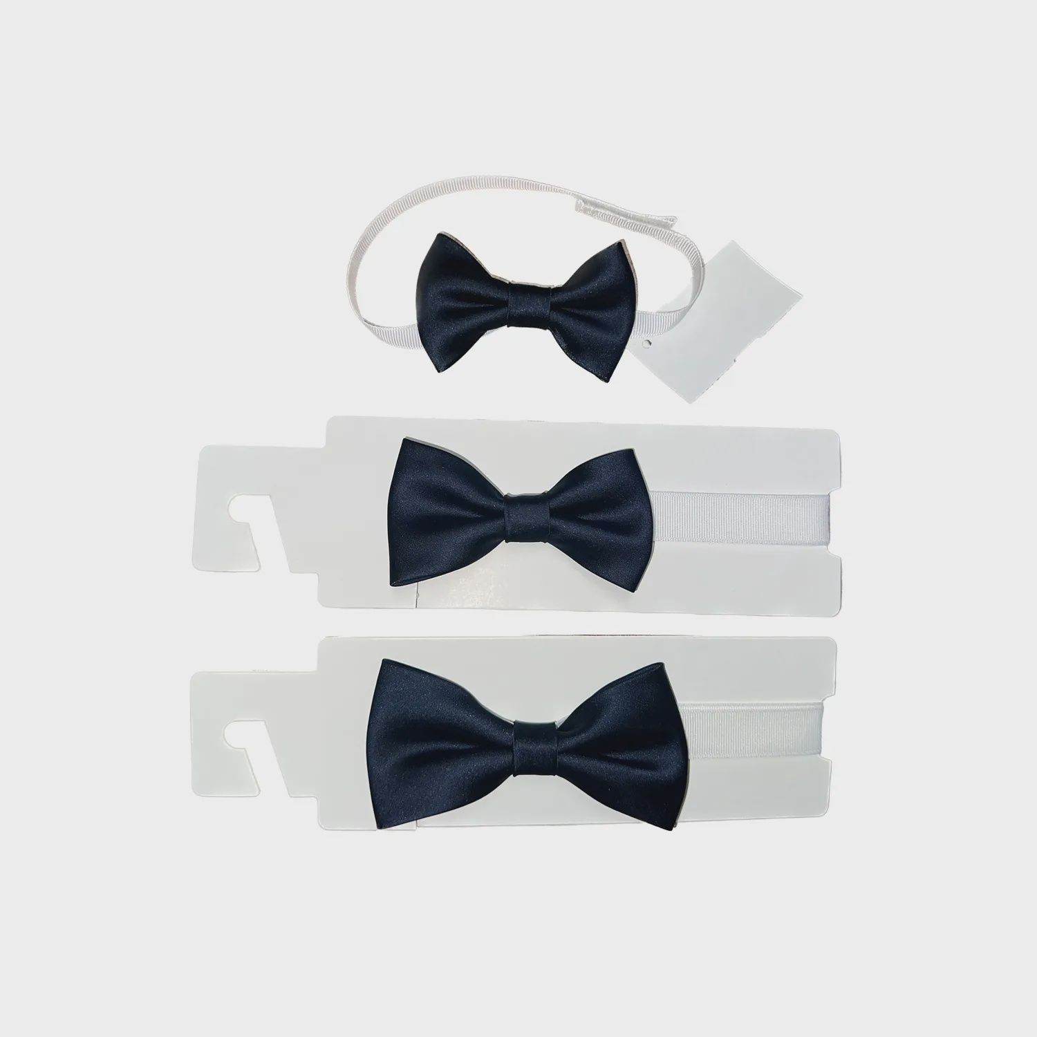 SOLID NAVY BOWTIE