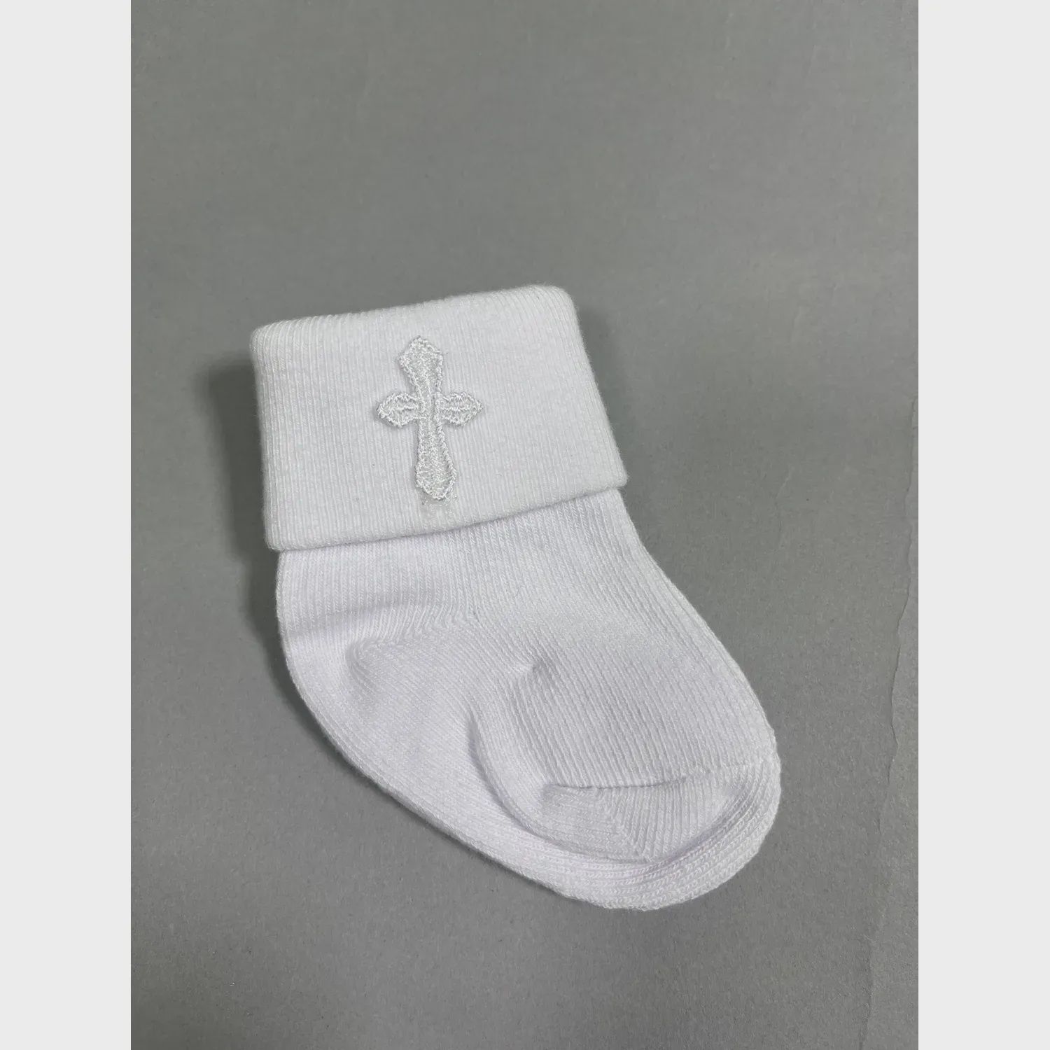 WHITE BOYS SOCK CUFF & CROSS EMBROIDERY 0-6M 6-12M 12-18M / EK115
